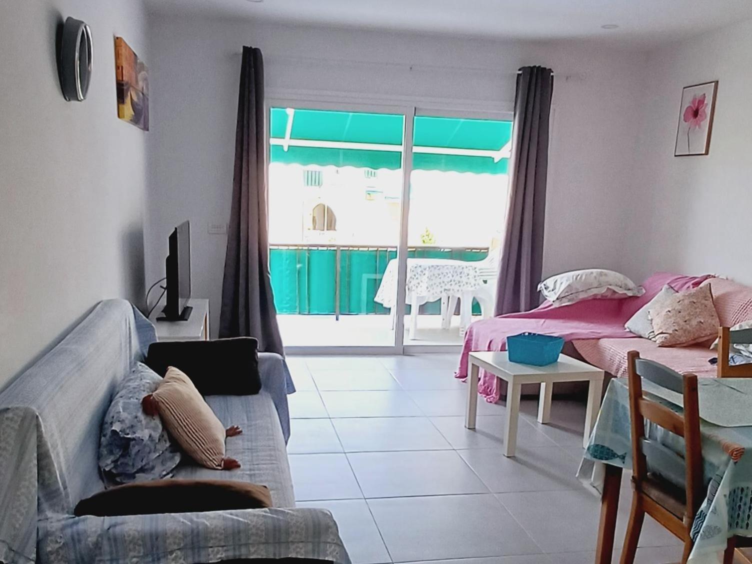 Mareverde Pool View Apartment